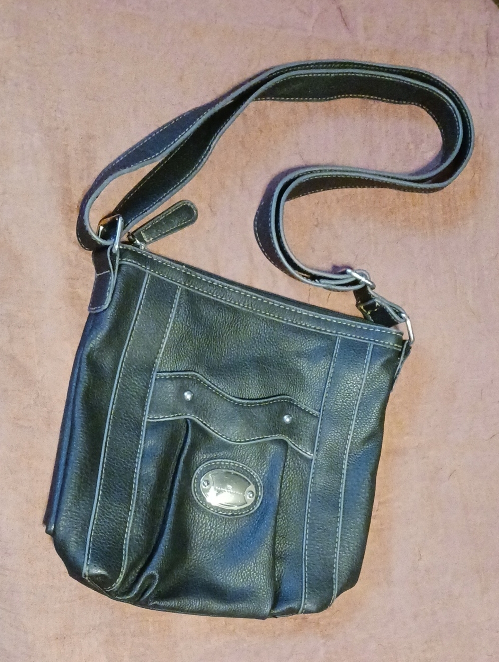 Harve Benard Crossbody Bag